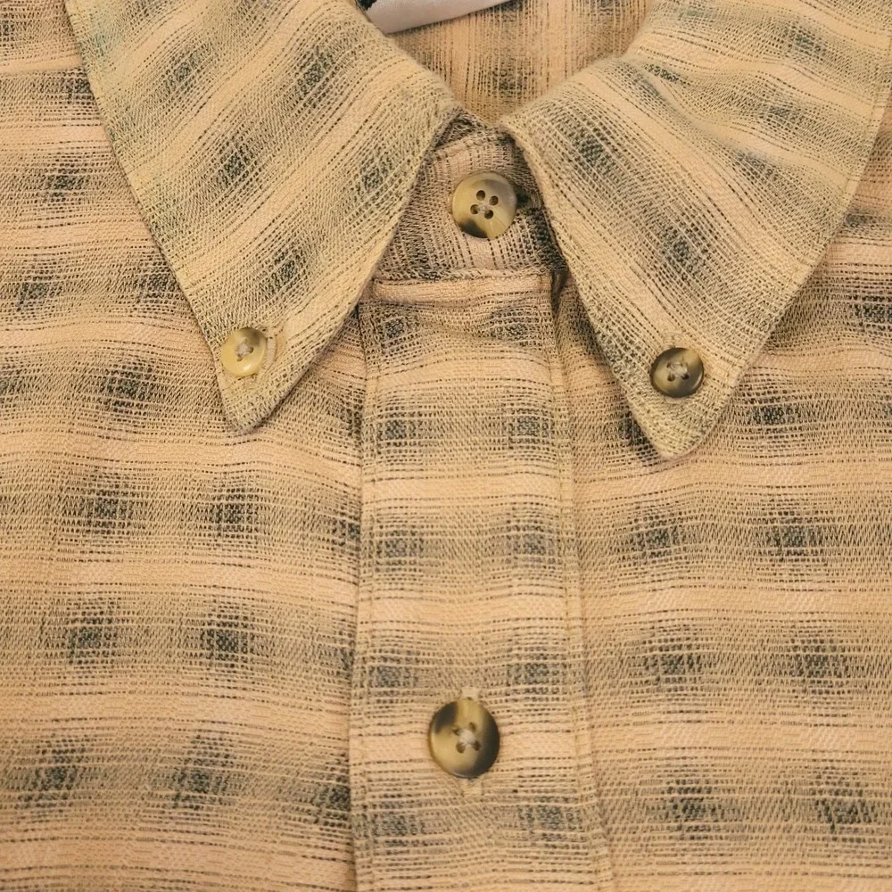 North Face Hiking‎ Shirt Men L Button Up Plaid Nylon Blend Pleated Dual Pocket